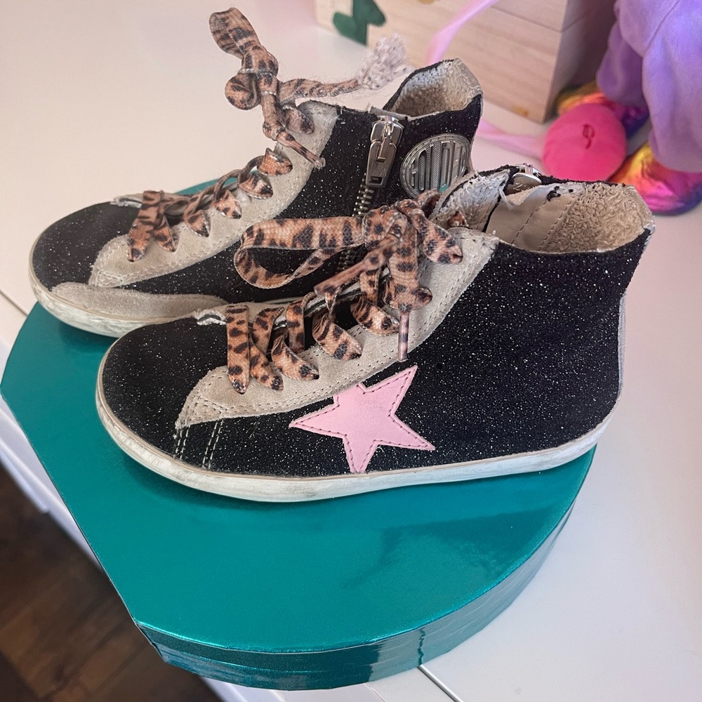 Girls Glitter Golden Goose size 28